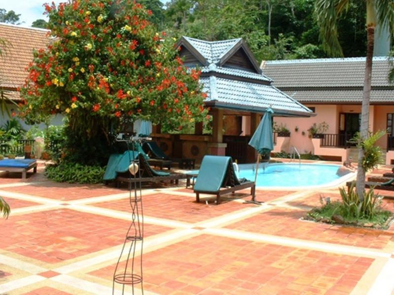 Baan Nern Sai Resort Пхукет Екстер'єр фото